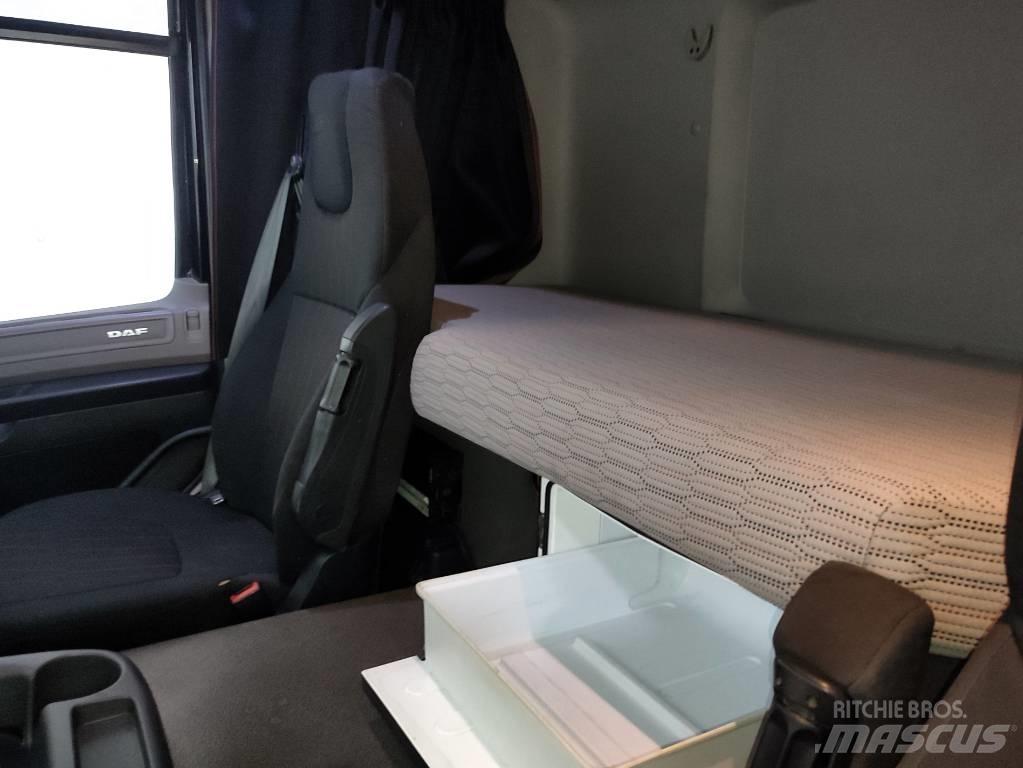 DAF CF 370 FA Camiões caixa cortinas laterais