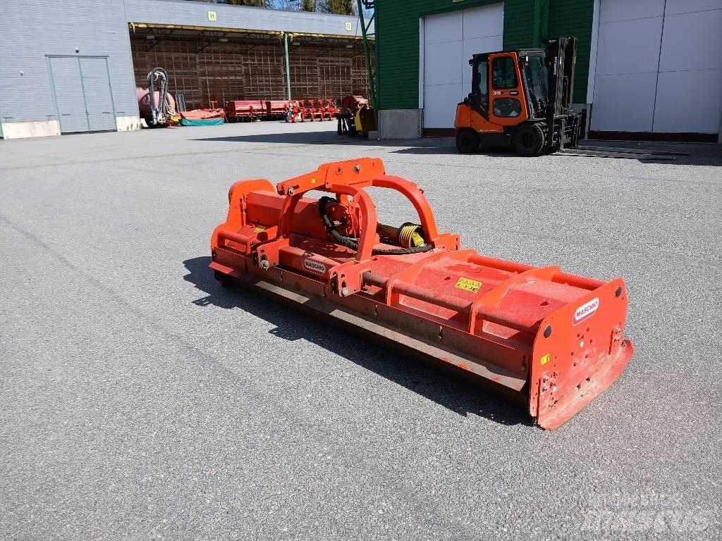 Maschio Bisonte 300 Gadanheiras e cortadores de folhas para pastos