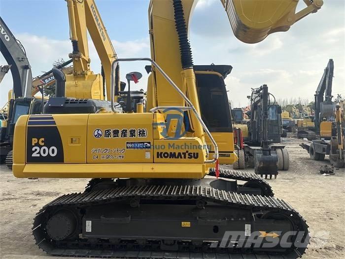 Komatsu PC200-8MO Escavadoras de rastos