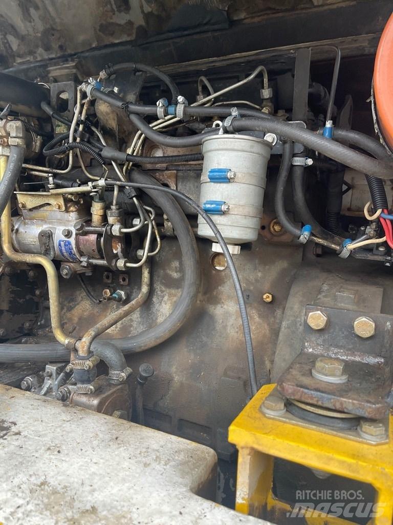 Komatsu PW 95 Escavadoras de rodas