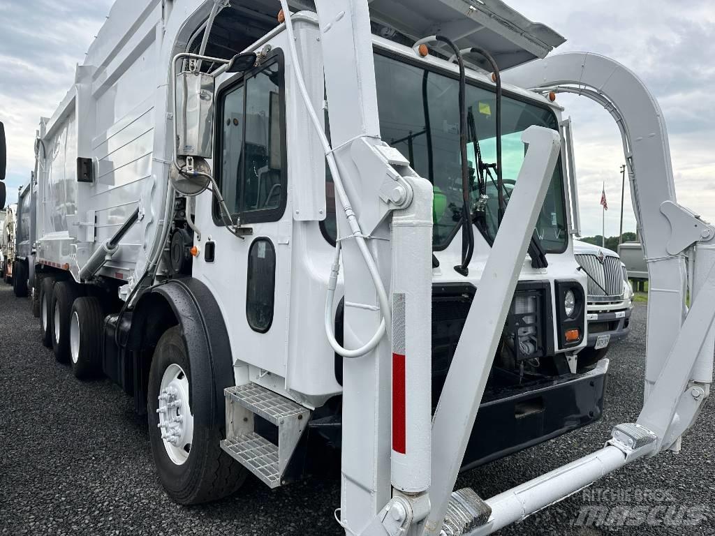 Mack MRU613 Camiões de lixo