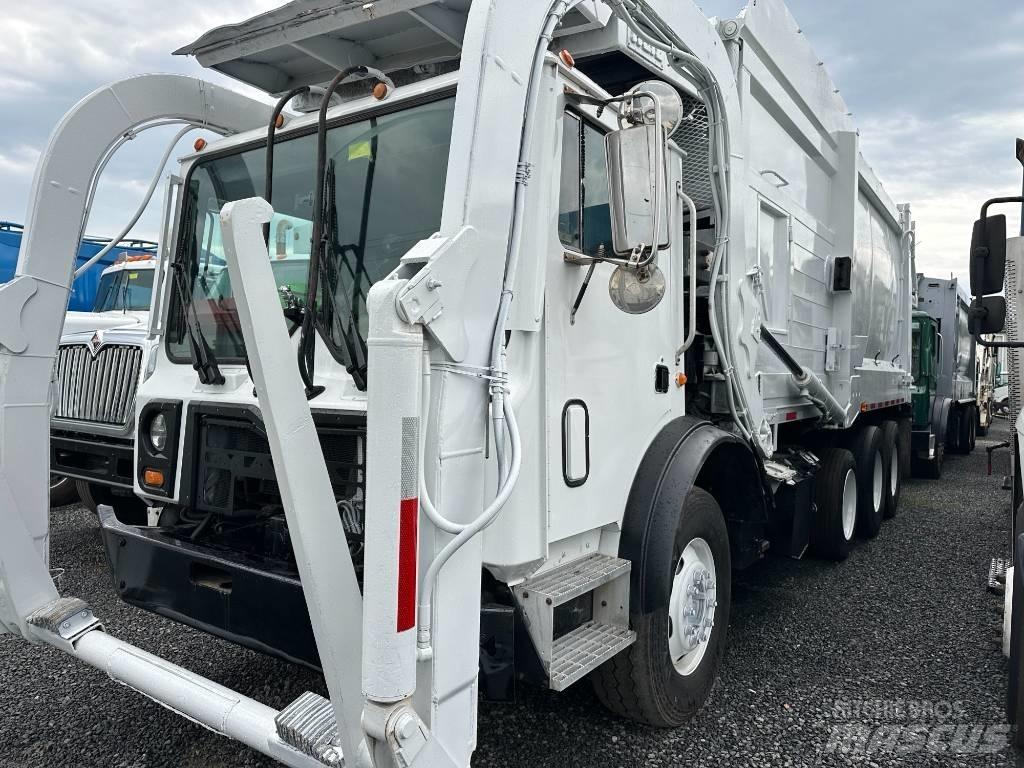 Mack MRU613 Camiões de lixo