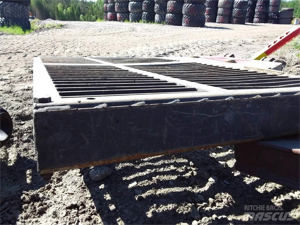 Valmet 840.3 Outros componentes