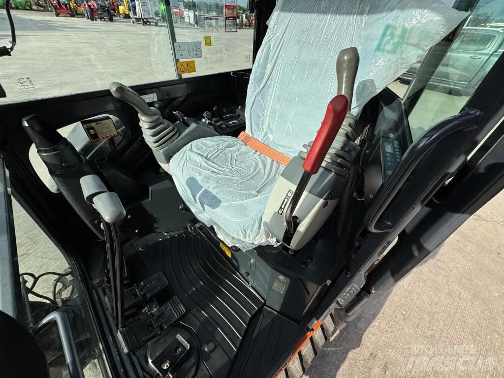 Hitachi ZX 26 U-6 cr Mini Escavadoras <7t