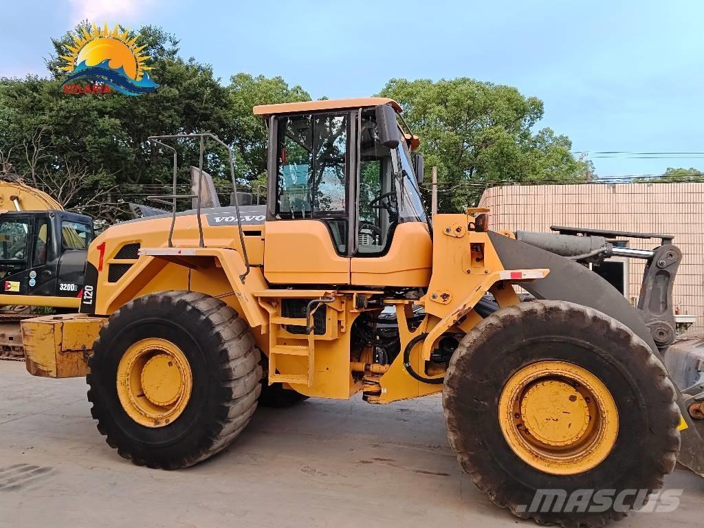 Volvo L 120 Pás carregadoras de rodas