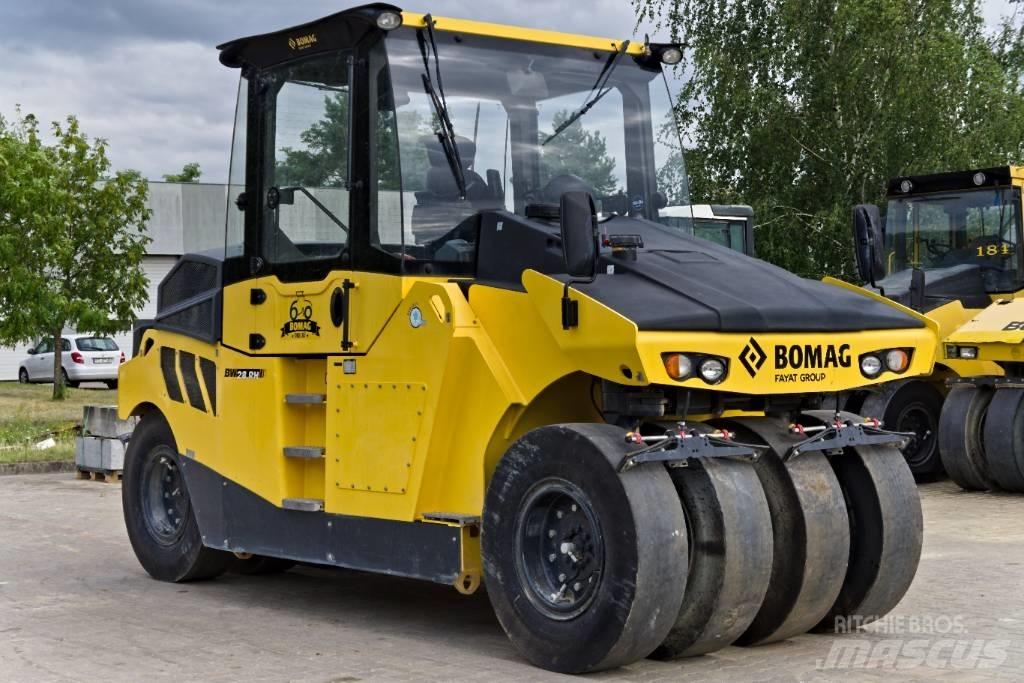 Bomag BW 28 RH Cilindros Compactadores de pneus