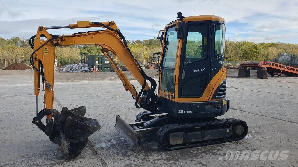Hyundai R25Z-9 AK Mini Escavadoras <7t