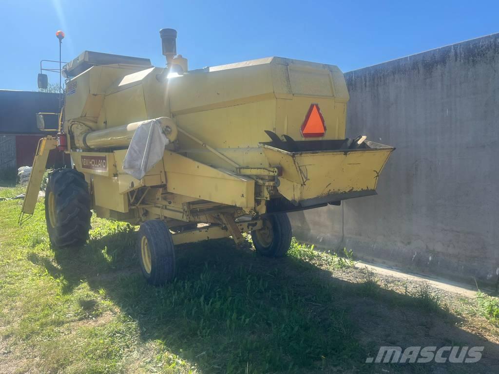 New Holland 8050 Ceifeiras debulhadoras