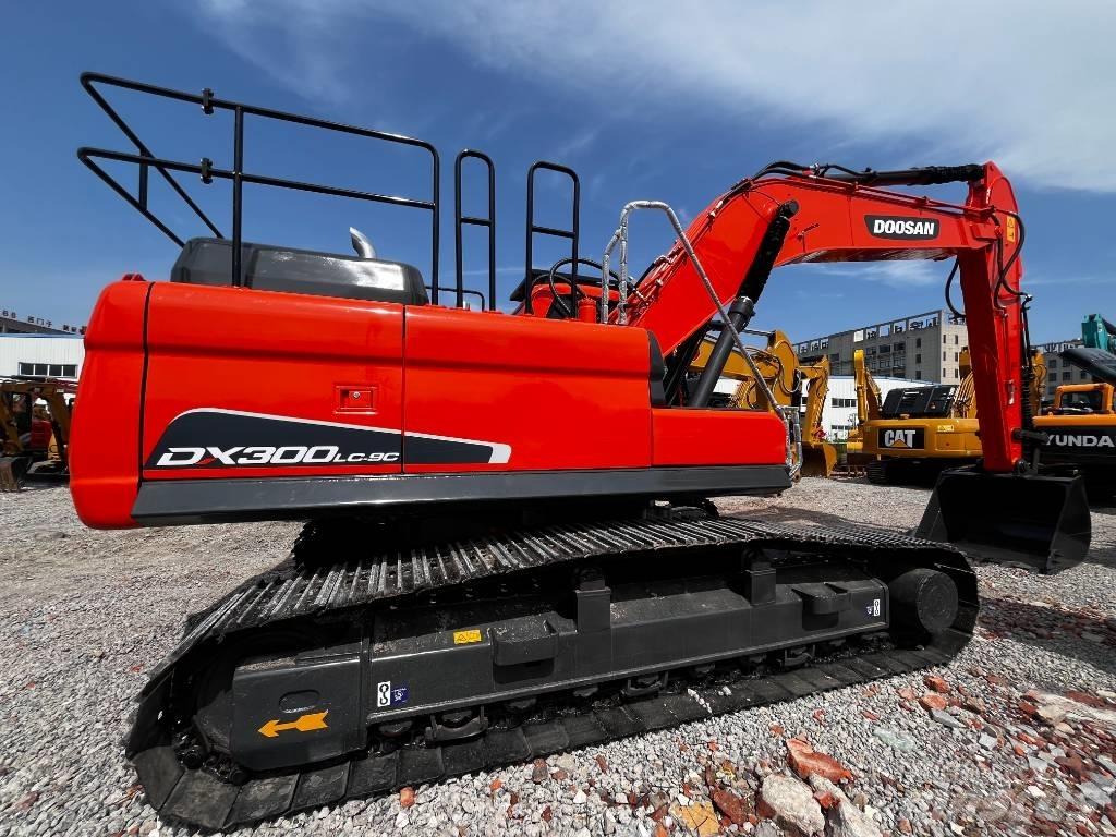 Doosan DX 300 LC-9C Escavadoras de rastos