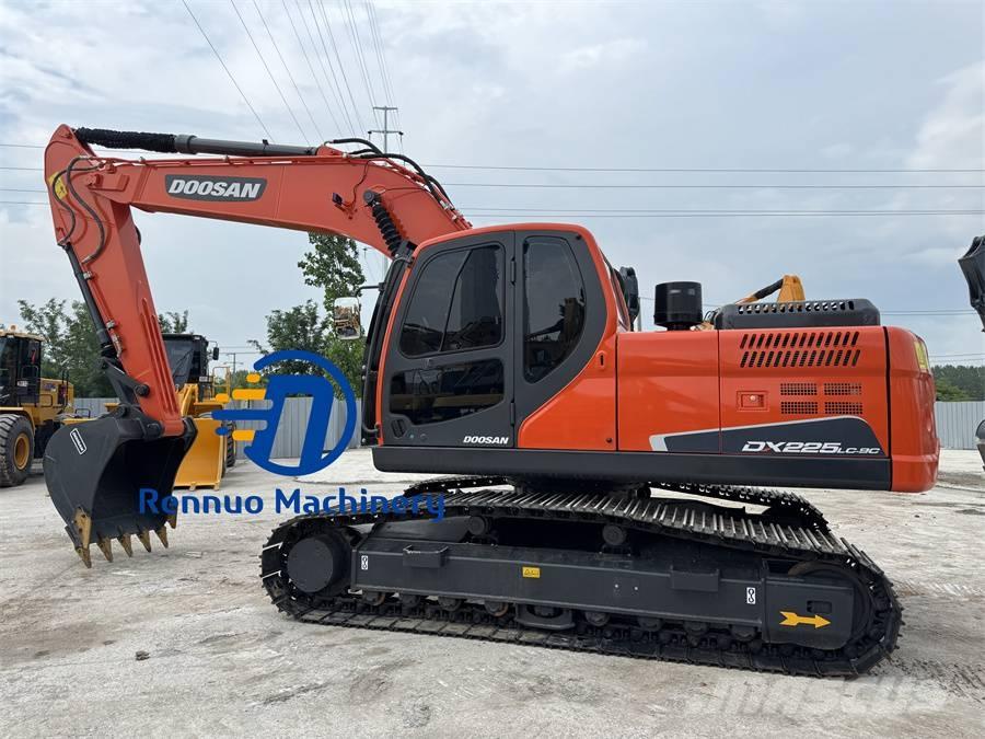 Doosan DX 225 LC-9C Escavadoras de rastos