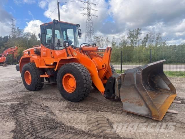 Doosan DL 200 Pás carregadoras de rodas