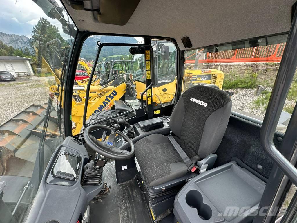 Komatsu WA 100 Pás carregadoras de rodas