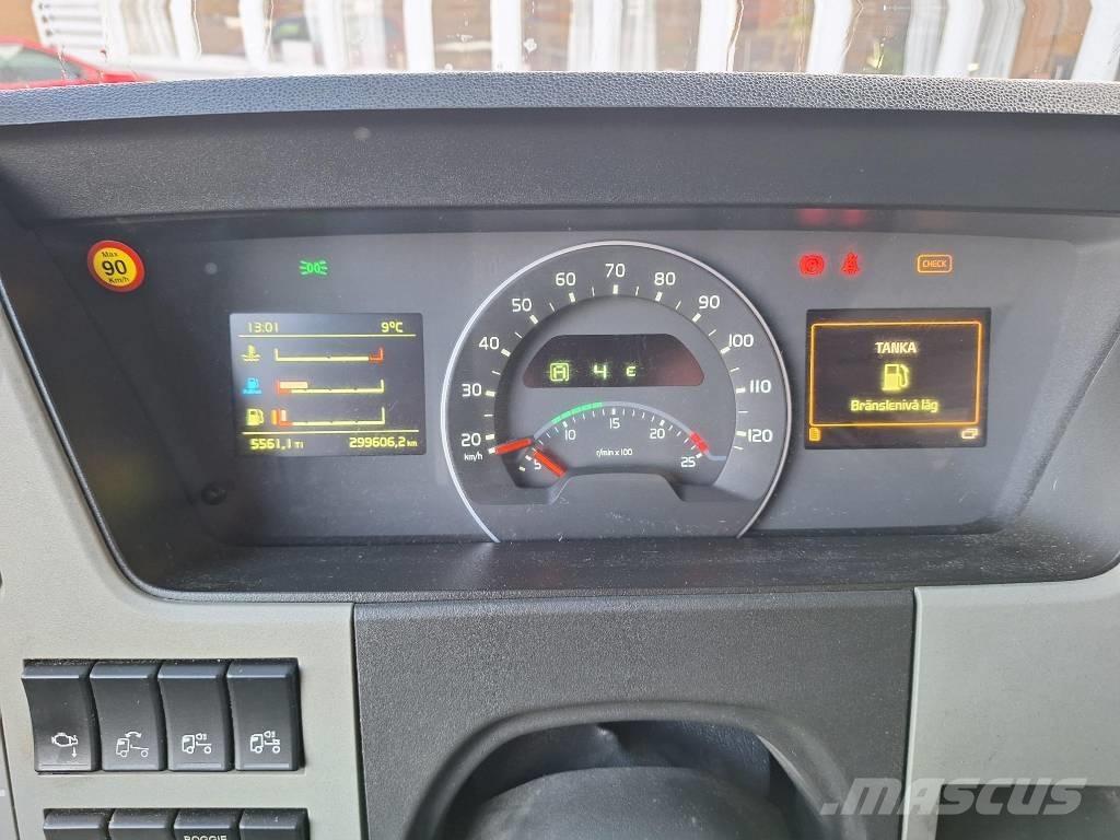 Volvo FM  6x2 Camiões grua