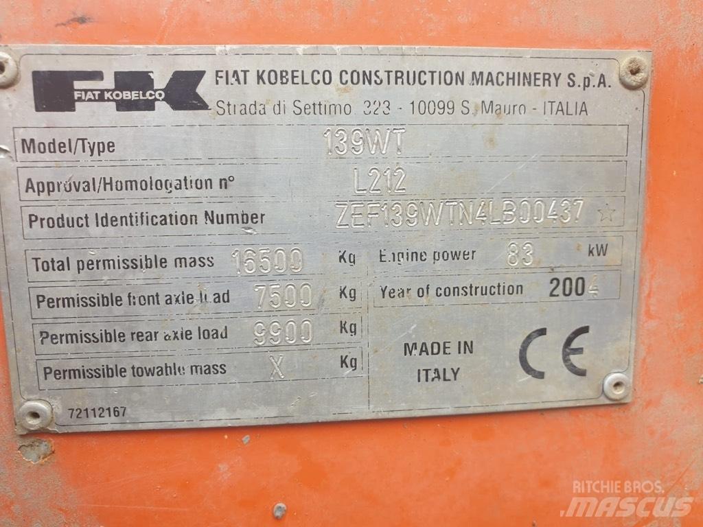 Fiat-Kobelco E 145 W Escavadoras de rodas