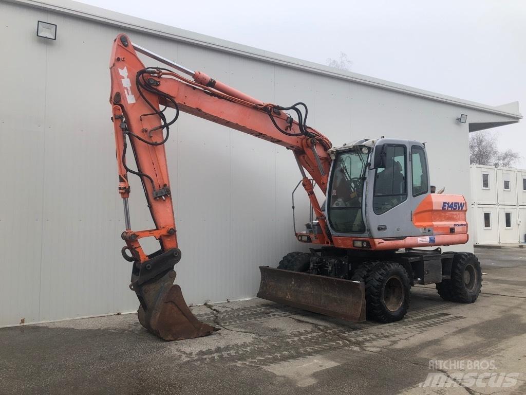 Fiat-Kobelco E 145 W Escavadoras de rodas
