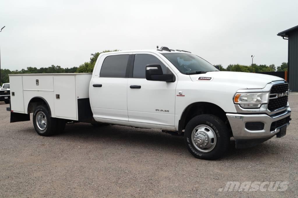 RAM 3500 SLT Pick up de caixa aberta