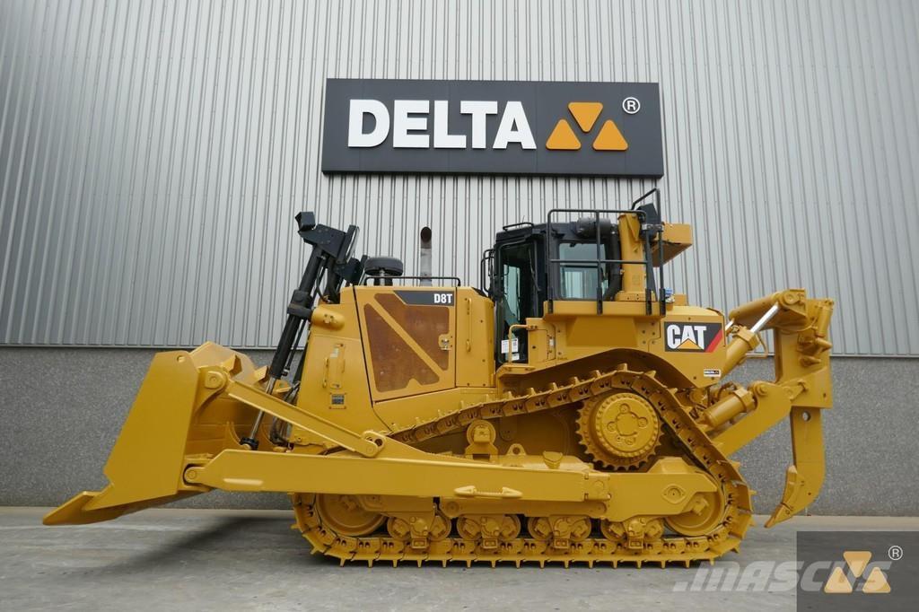 CAT D8T Dozers - Tratores rastos