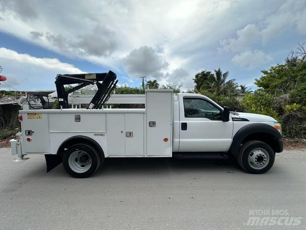 Ford F 550 Pick up de caixa aberta