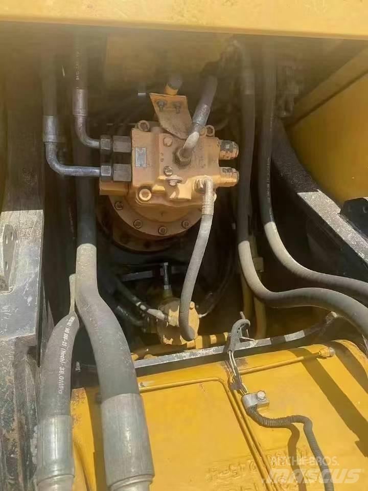 Sany SY 215 C Escavadoras de rastos