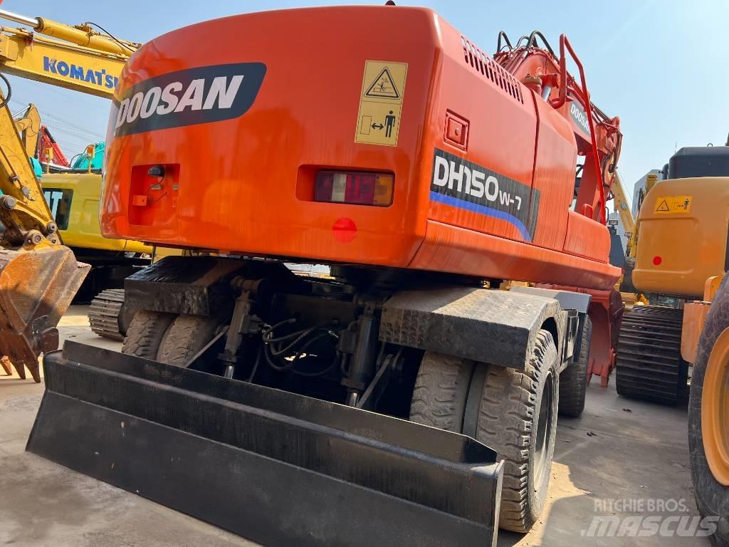 Doosan DH150W-7 Escavadoras de rodas