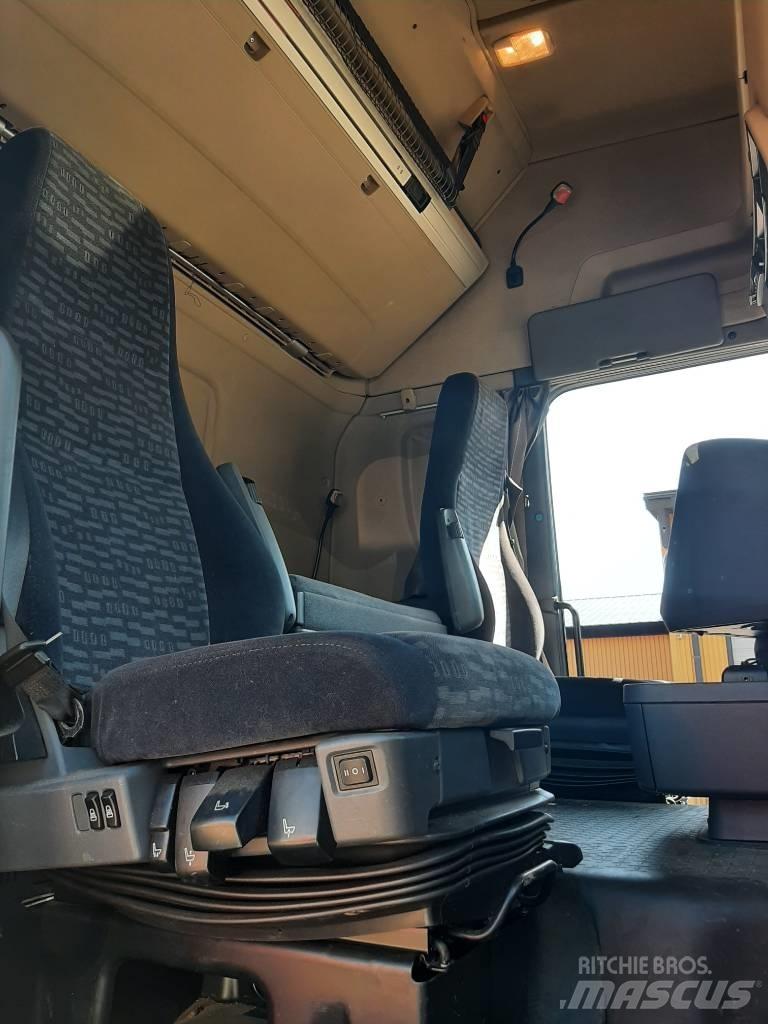 Scania R 560 Camiões de transporte de troncos