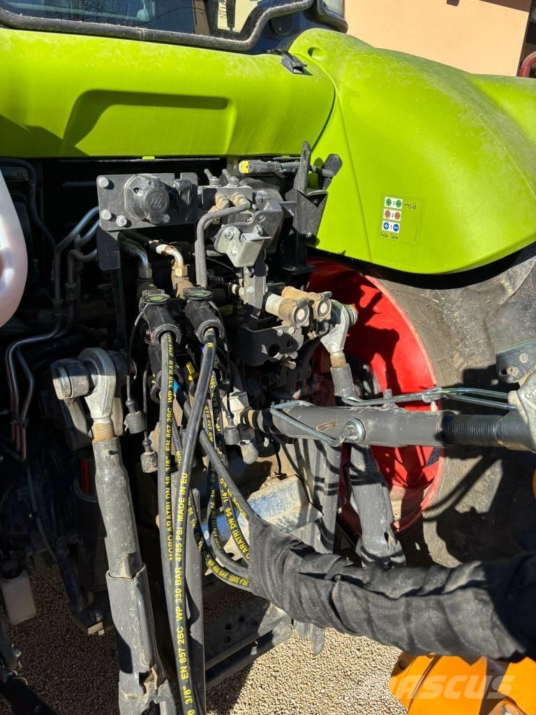 CLAAS Arion 450 Tratores Agrícolas usados