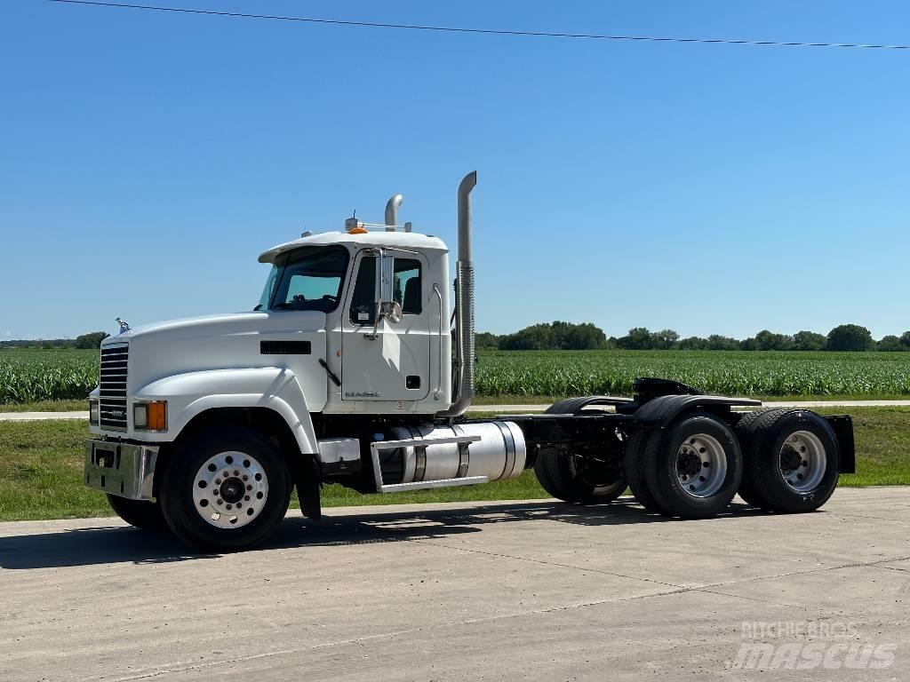Mack CH 613 Tractores (camiões)