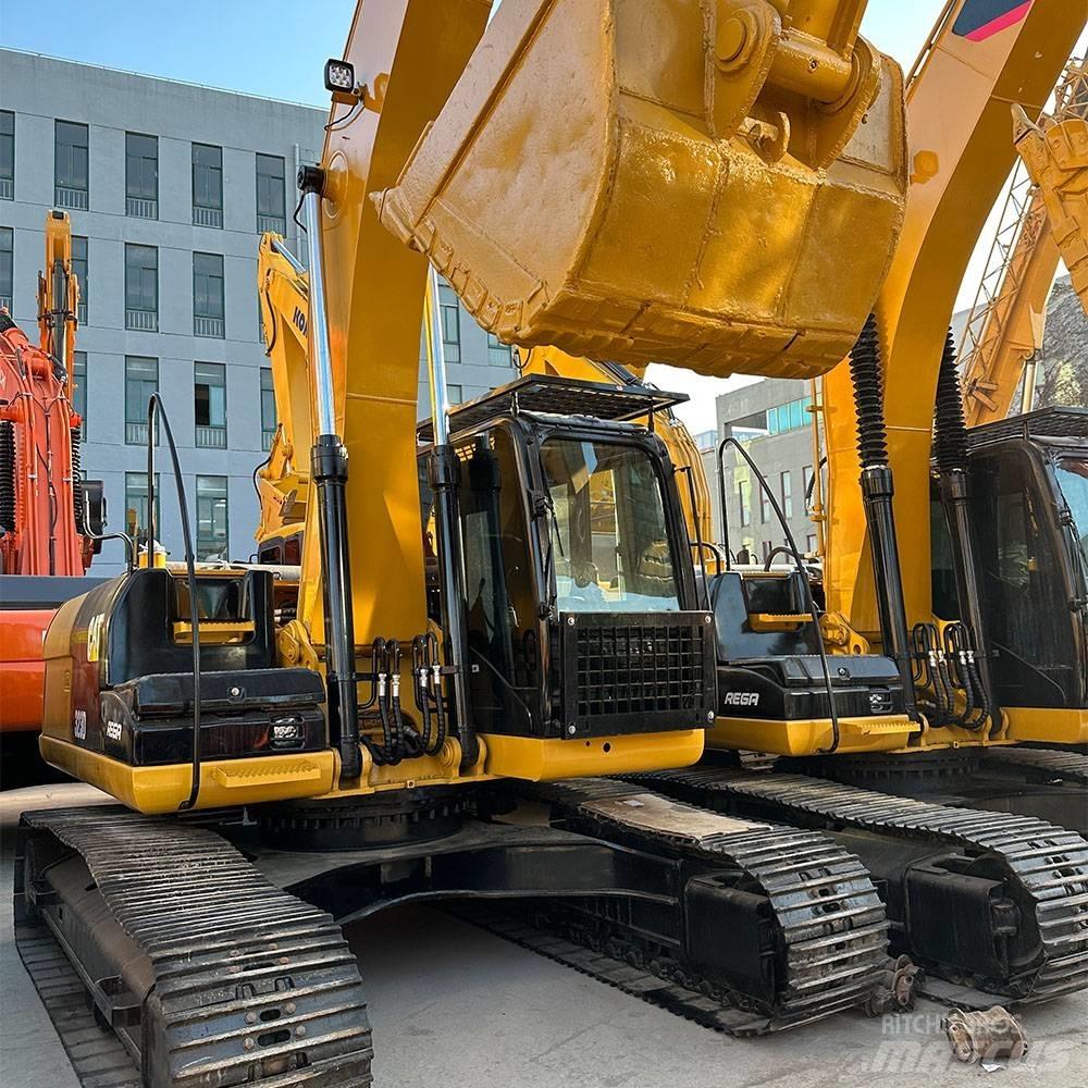 CAT 323 D Escavadoras de rastos