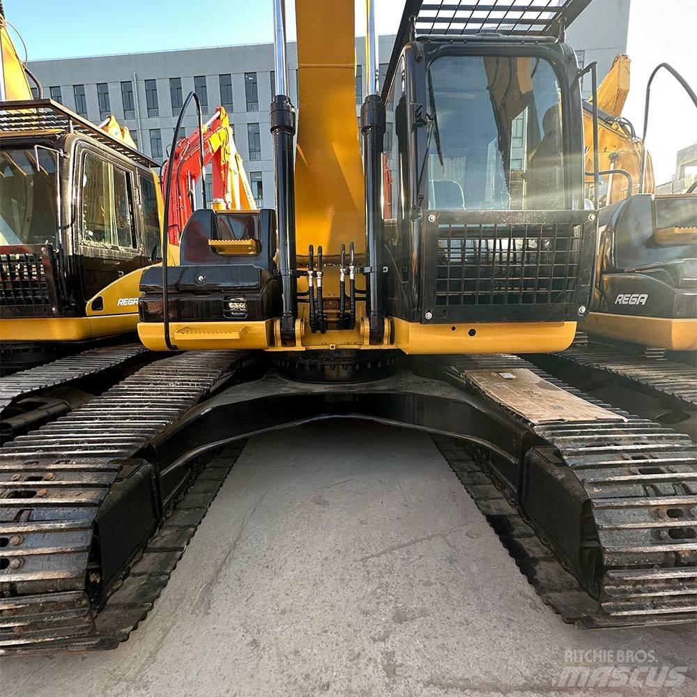 CAT 323 D Escavadoras de rastos