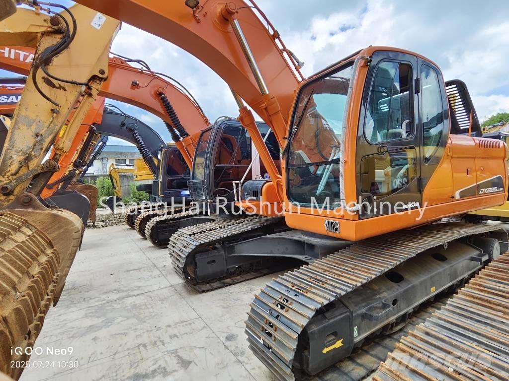 Doosan 225-7 Escavadoras de rastos