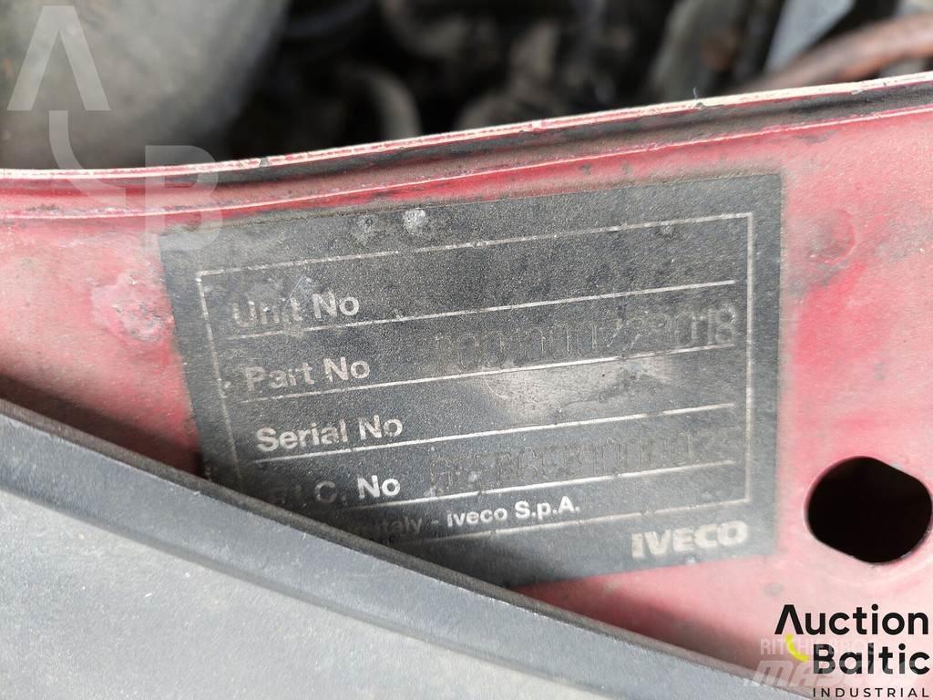 Iveco 50C18 Camiões estrado/caixa aberta