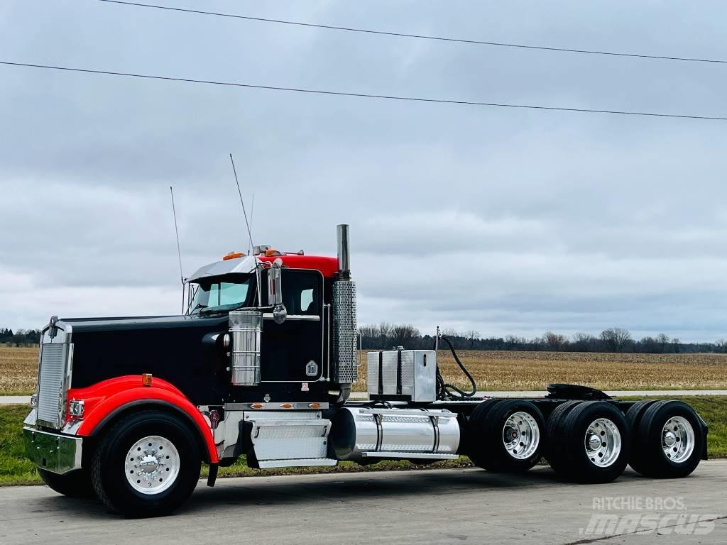 Kenworth W 900 Tractores (camiões)