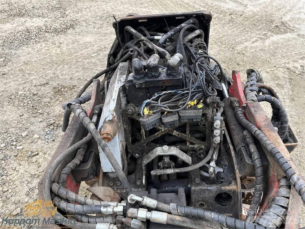 Valmet 350.1 Cabeças de ceifeiras
