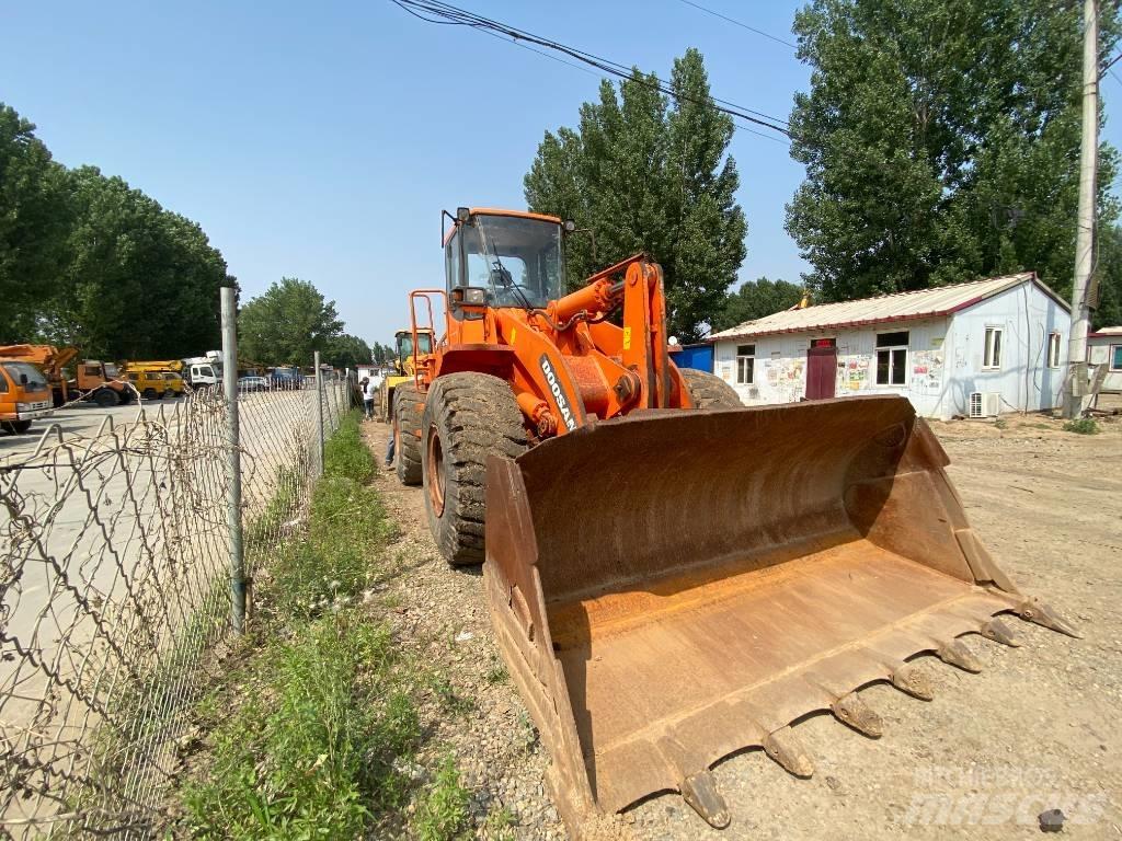 Doosan DL503 Retroescavadoras