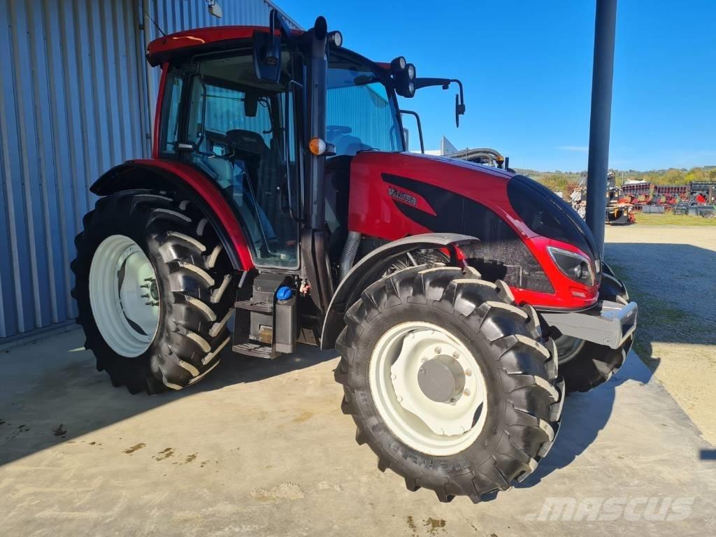 Valtra A 134 Tratores Agrícolas usados
