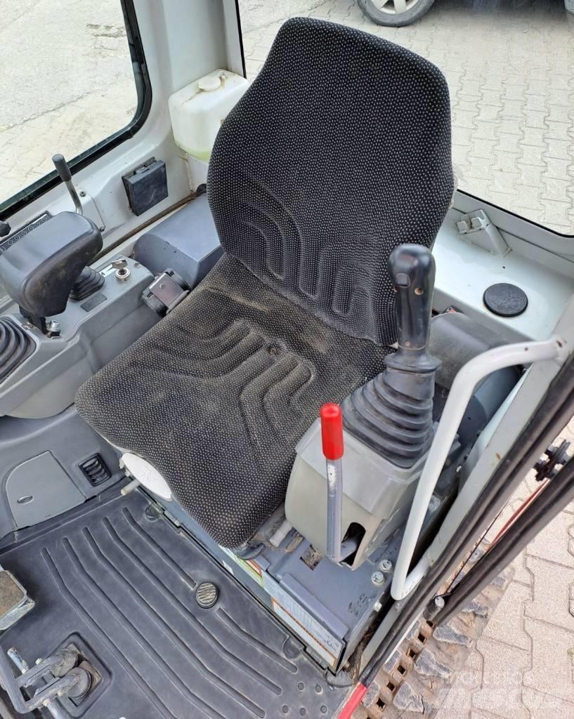 Takeuchi TB 216 Mini Escavadoras <7t