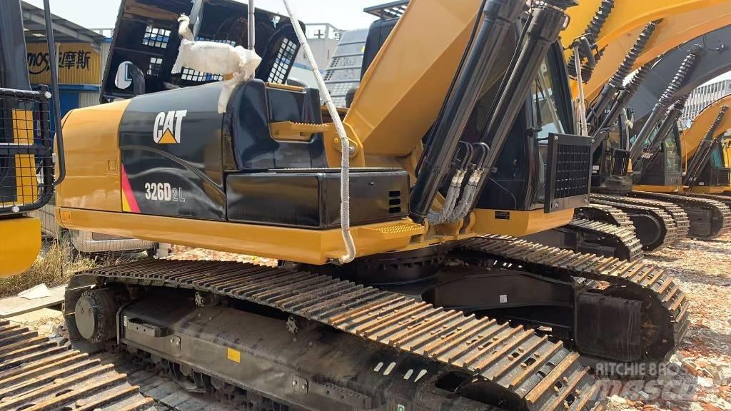 CAT 326 Escavadoras de rastos