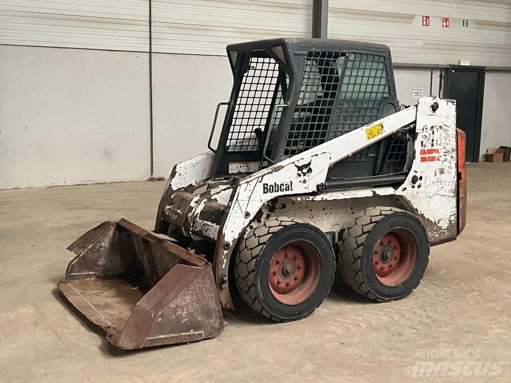 Bobcat S 130 Carregadoras de direcção deslizante
