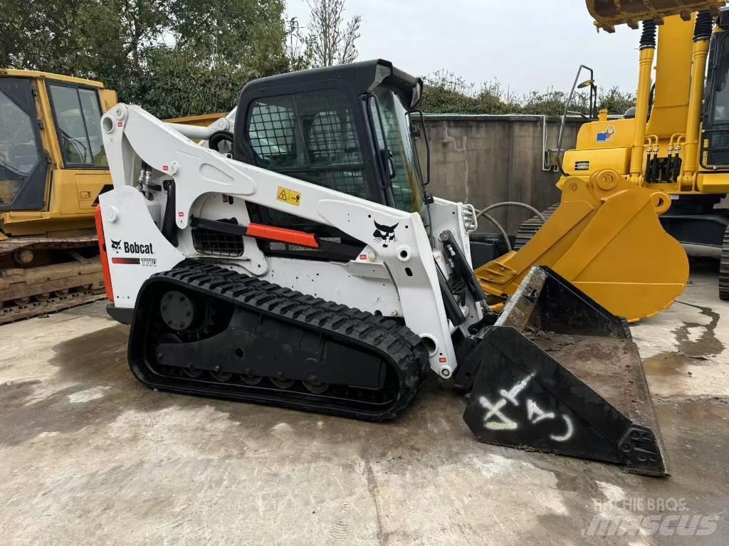 Bobcat T770 Carregadoras de direcção deslizante