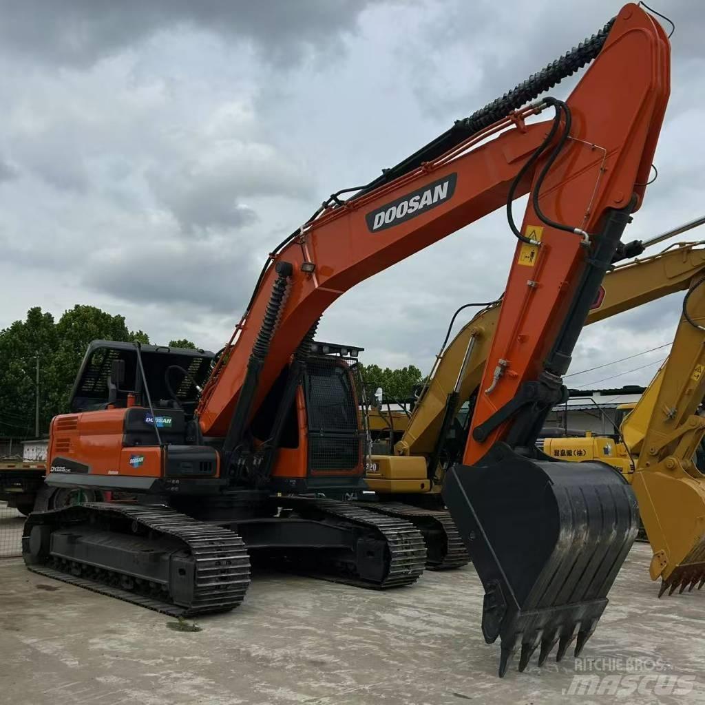 Doosan 225LC-9 Escavadoras de rastos