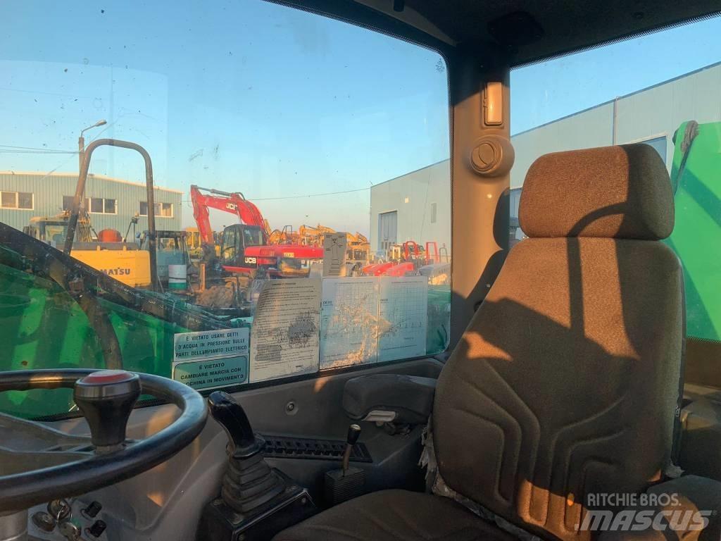 Minelli CM210 Escavadoras de rodas