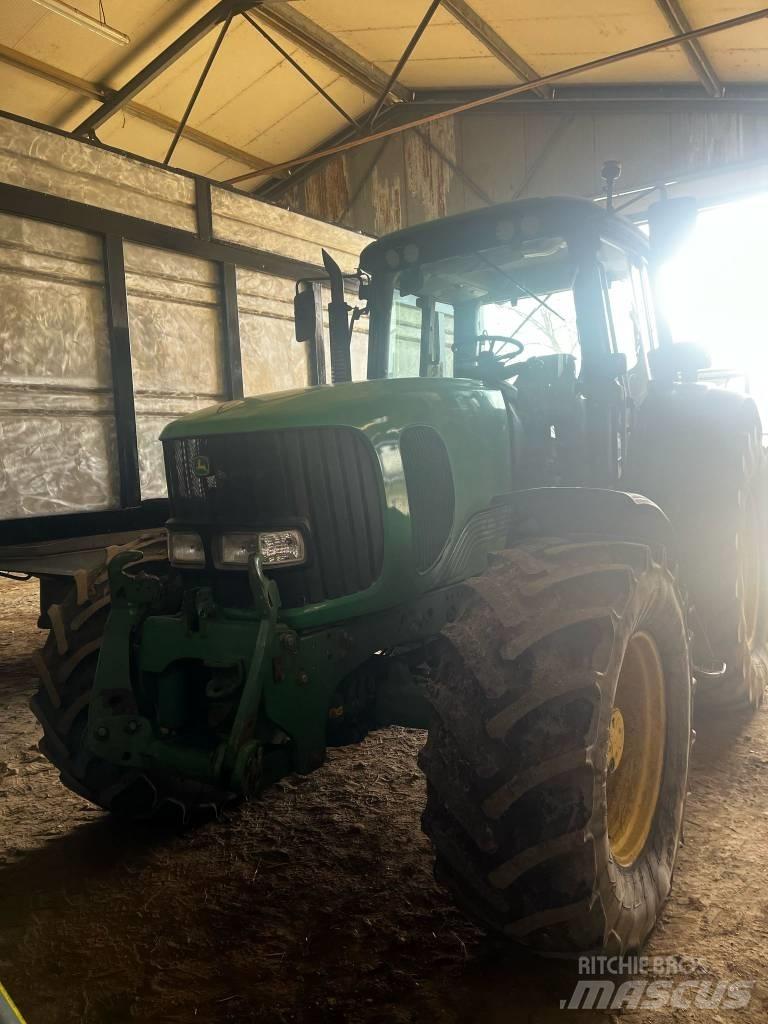John Deere 6820 Tratores Agrícolas usados