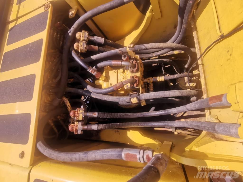 Komatsu PC 200-6 Escavadoras de rastos