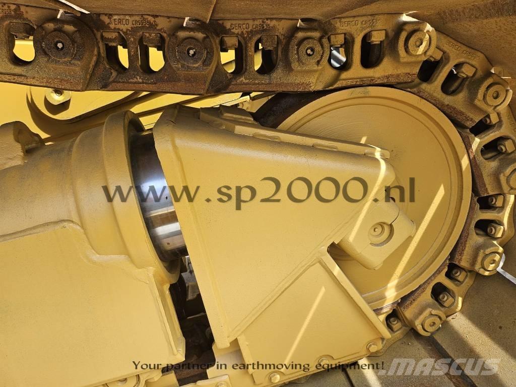 CAT D 6 T LGP Dozers - Tratores rastos