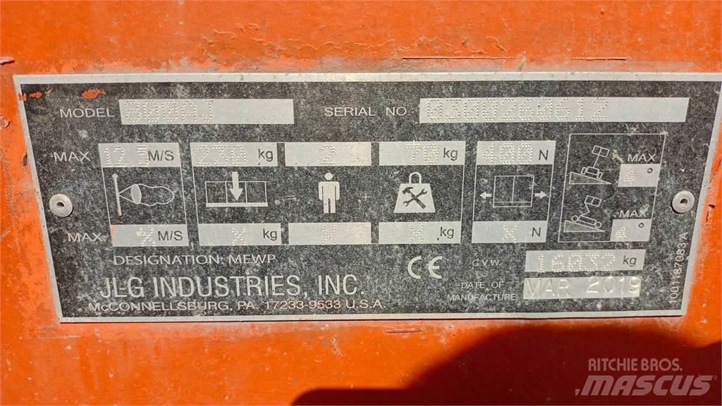 JLG 800AJ Elevadores braços articulados