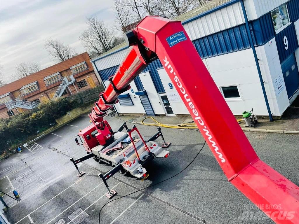 Ruthmann T 330 Plataformas aéreas montadas em camião