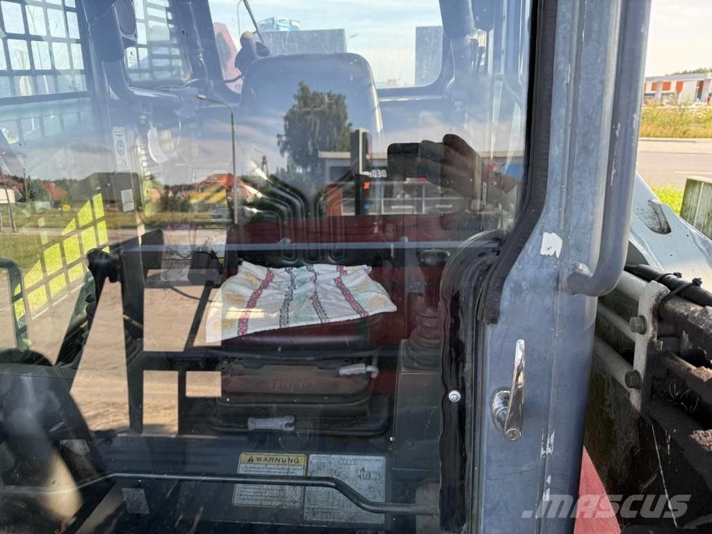 Takeuchi TL 250 Pás Carregadoras de rastos