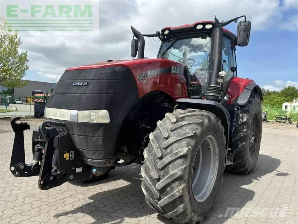 Case IH cvx 310 Tratores Agrícolas usados