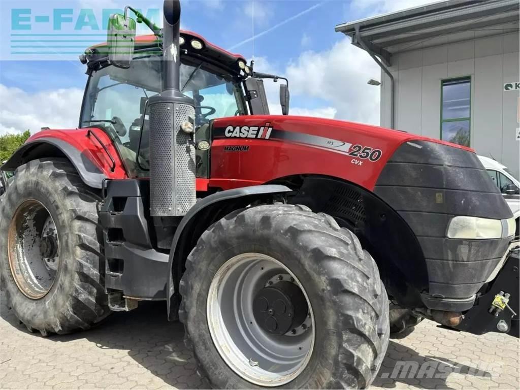 Case IH cvx 310 Tratores Agrícolas usados