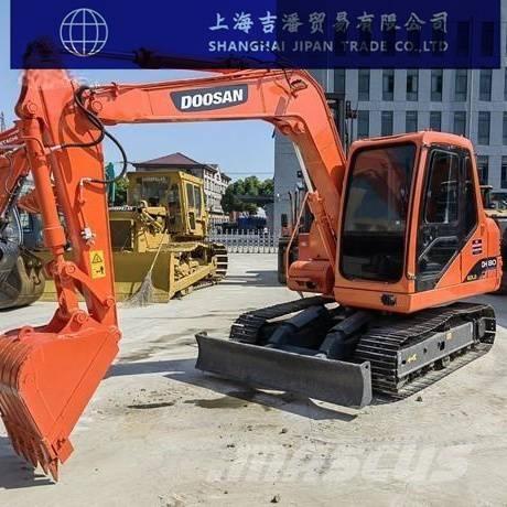 Doosan DH 80 Escavadoras Midi 7t - 12t